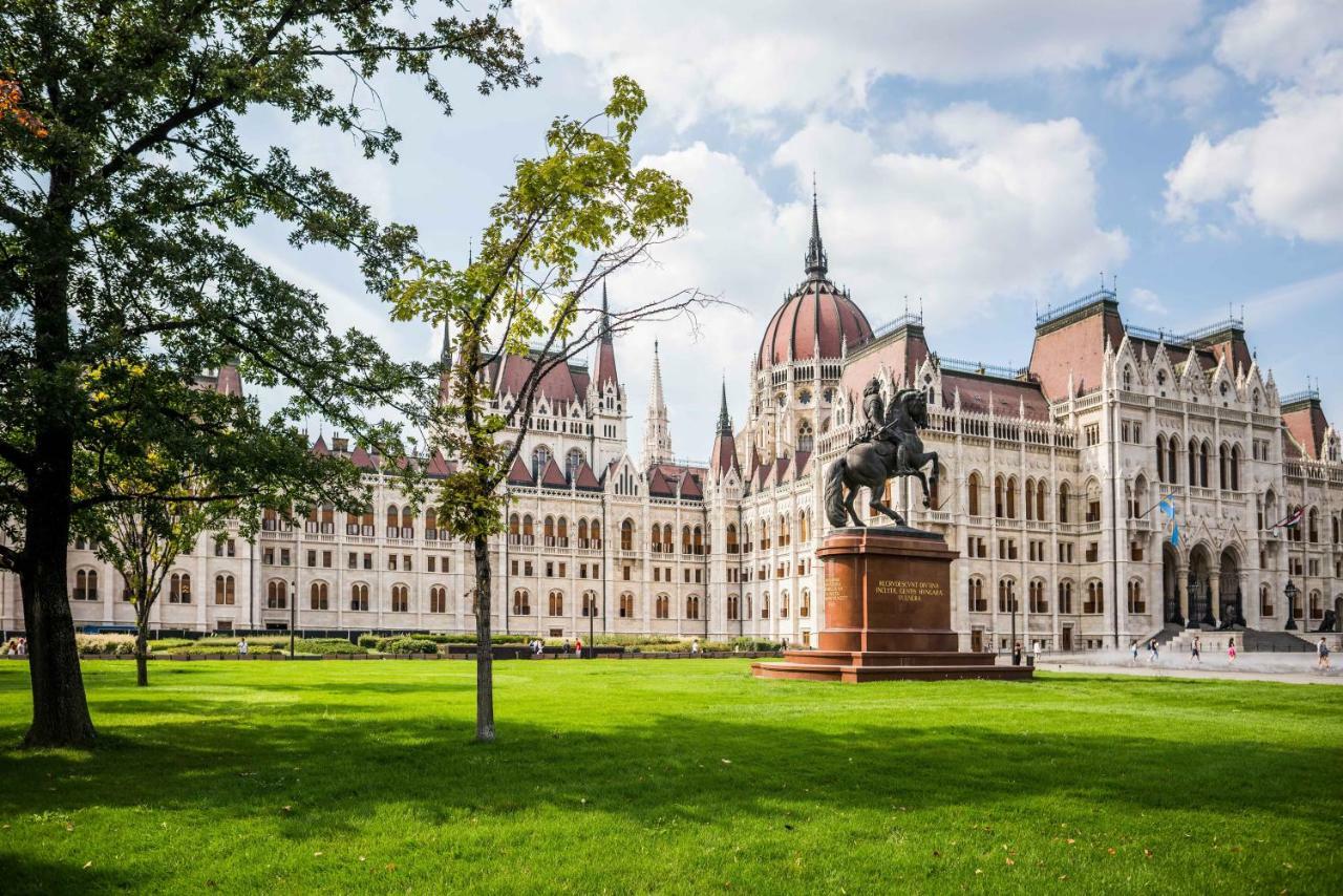 SLEEP'N Budapest - free airport transfer Extérieur photo
